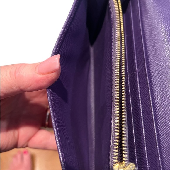 Prada Saffiano Leather Fiocco (bow flap) in RARE Violeta Purple 1M1132 - Picture 8 of 13